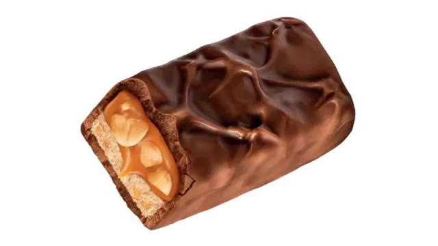 Relevante: la vena de Snickers (cómo salir del perfil corporativo)