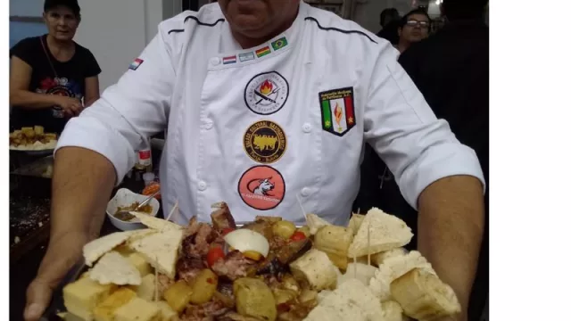Una sopa paraguaya de más de 52 metros: asadores paraguayos se preparan para cocinar un récord