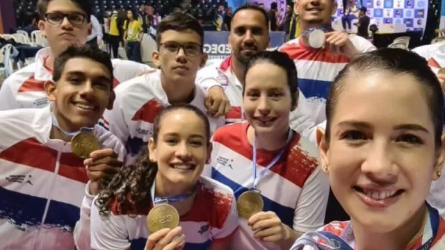 Paraguay tiene futuro en karate: jóvenes atletas obtienen seis medallas en sudamericano de Guayaquil