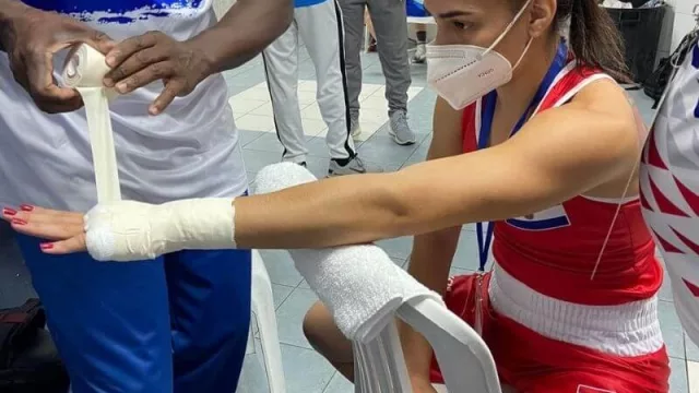 Minerva Montiel logra histórico bronce en boxeo y aspira a aumentar medallero en Odesur