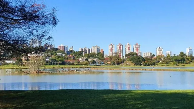 Negocios verdes: cómo el espacio público y la movilidad sustentable atraen inversiones a las ciudades