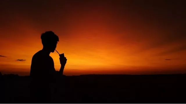 1er lugar: Atardecer en Domingo Martínez de Irala. Capturado por Alex Cardozo.