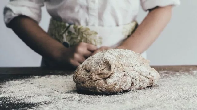 Rubro panadero: más de 80.000 familias dependen de que bajen costos de producción