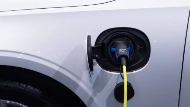 Crece demanda de autos eléctricos y ya hay créditos especiales para comprarlos