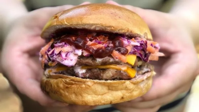 Lumbre: la cocina artesanal que enciende las brasas y el paladar (se enfoca en eventos privados)