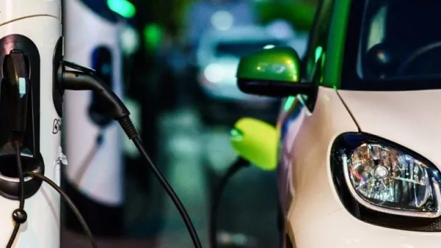 Equipo consultor pone en marcha plan maestro para transición a movilidad eléctrica en Paraguay