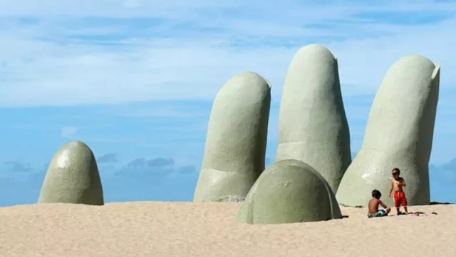 Con las fichas puestas en rey Momo (enero dejó un sinsabor en materia de turismo)