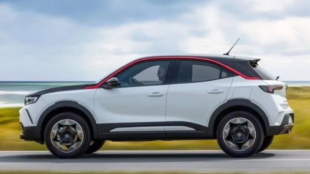 El retorno de un clásico: Fiat Uno volvería en forma de SUV en 2023