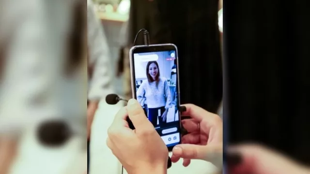 Live Shopping, la versión moderna del “Llame ya” al que ya se animan Rapsodia, Farmacity y Cardon