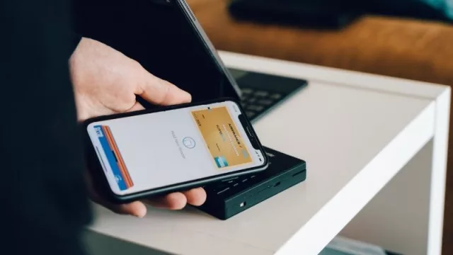 Lemon Cash ya tiene más volumen de transacciones que Naranja X (una app y una tarjeta que “te mete en el futuro”)