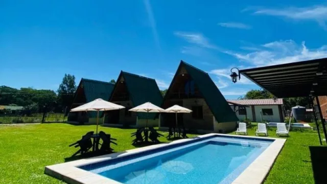 Conocé en San Bernardino cabañas alpinas La Serafina, para una escapada diferente