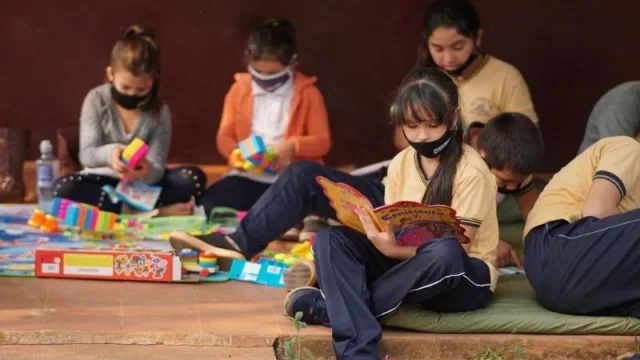 Fundación Itaú beneficia a más de 30.000 personas en 80 ciudades (y proyecta potenciar la educación en 2022)