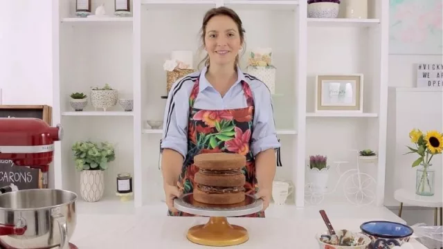 Atención pasteleros: la chef Vicky Petrozzino hará workshops sobre las técnicas Brushstrokes y Acuarela