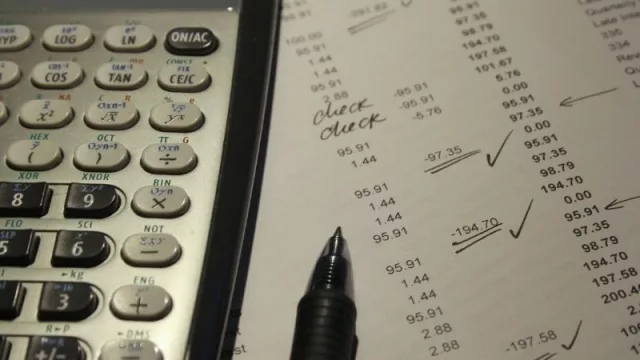 ¿Qué es y cómo beneficia a los emprendedores la exoneración de sanciones para operar en cuenta corriente?