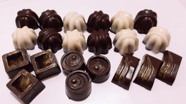 Mundo emprendimientos: la fábrica de chocolates con ingredientes paraguayos que produce 10.000 unidades por mes