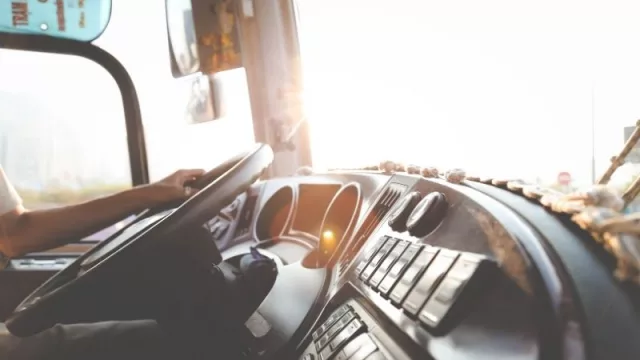 ¿Cómo se establecerá el costo del flete según el nuevo decreto?