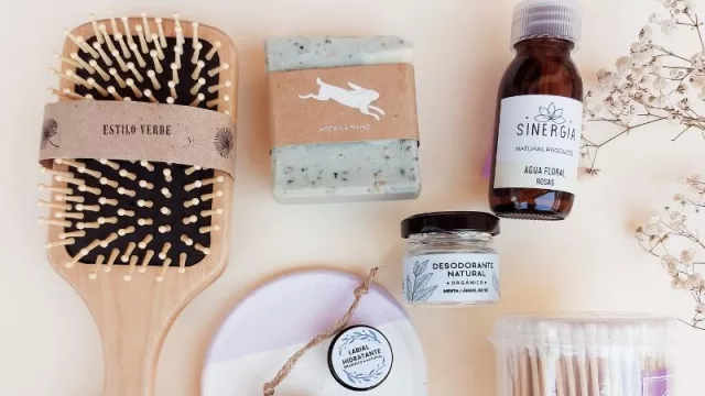 Estilo Verde comercializa una línea cosmética y de higiene personal ecológica y natural