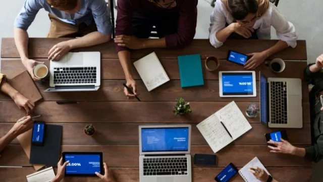 Capital humano es considerado un gasto: 71% de los colaboradores piensan que empresas no ven como una inversión la contratación de personal