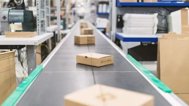 Pickabox te facilita las compras que hagas en Estados Unidos o en China (con sus casilleros virtuales)