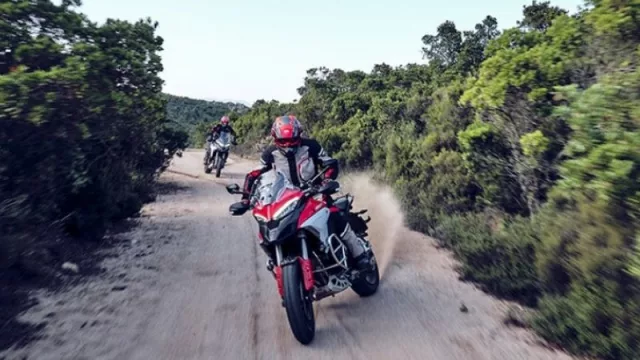 Para el motociclista viajero, ya está en el mercado la Ducati Multistrada V4
