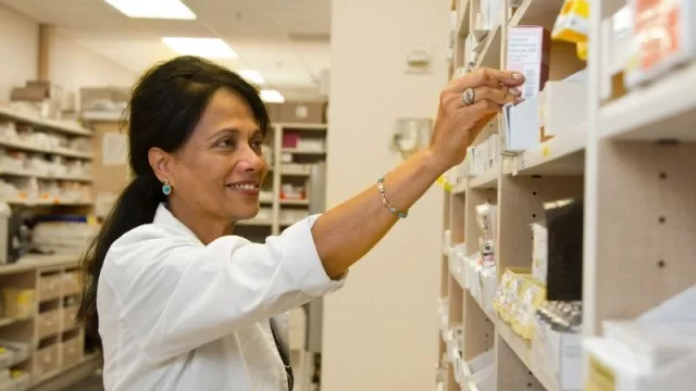 Gremio farmacéutico confirma recuperación del 40% en las ventas (y estima incremento del 5% en cantidad de farmacias)