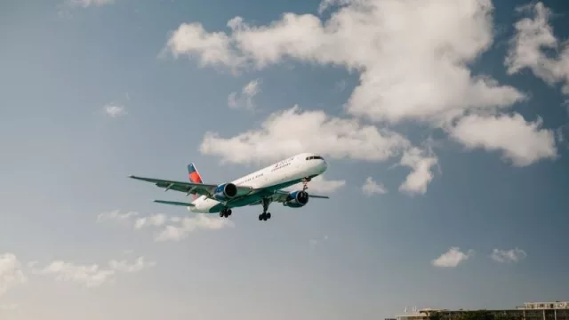 Si la movilidad internacional y los viajes se reanudan en junio, el PIB mundial de turismo aumentaría 48,5%