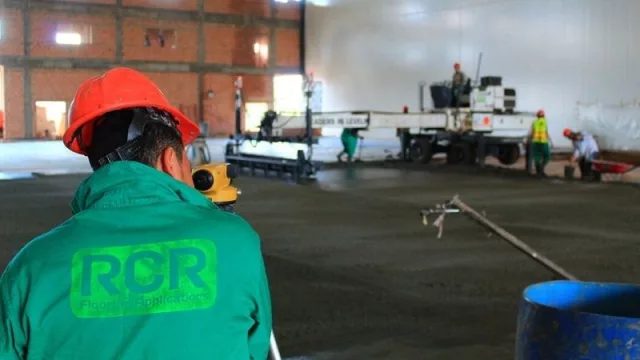 Rinol Paraguay: la empresa número 1 en pisos industriales atiende al mercado local y exporta sus servicios