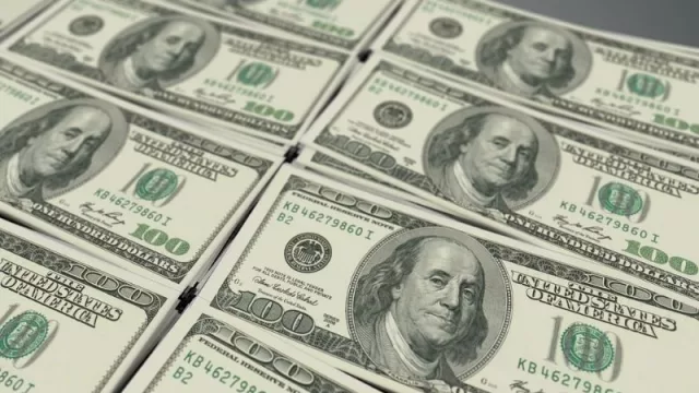 Caen remesas: efecto rebote será posible con inmunización masiva y generación de empleos