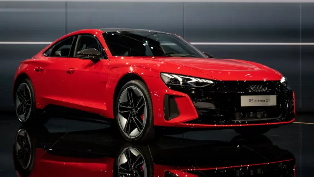 Audi presentó el nuevo e-tron GT, su primer gran turismo totalmente eléctrico