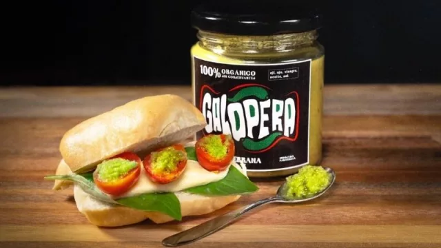 Tres apasionados del picante coincidieron para emprender y crear las salsas Galopera