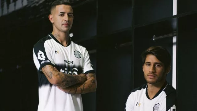 Lo que hay detrás de la nueva camiseta del Olimpia: un sueño cumplido y el lanzamiento de una marca propia
