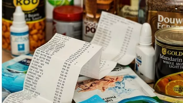 Leve disminución de la confianza del consumidor en diciembre: inversión pública e incentivos para el sector privado mejorarán las expectativas