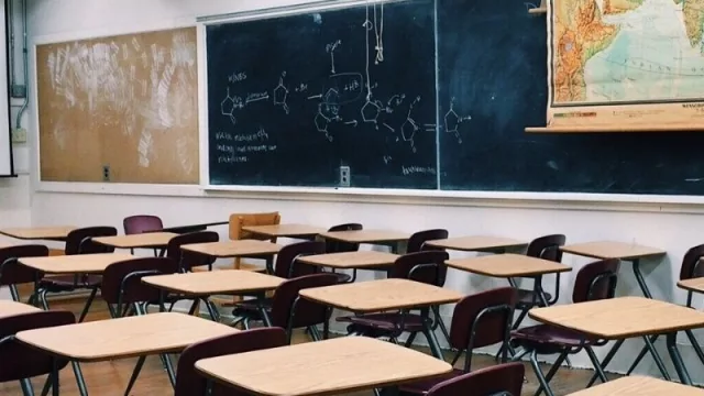 Pasar de la educación asincrónica a un modelo híbrido será el desafío del MEC para 2021