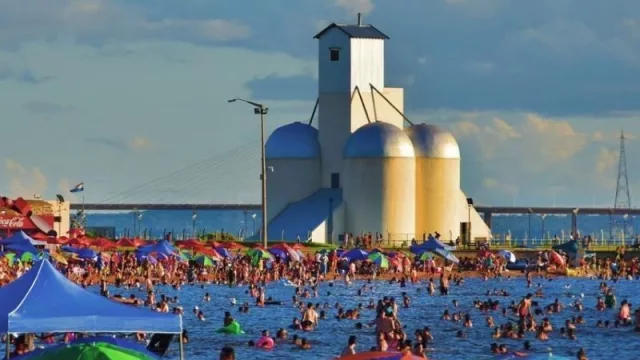 A pesar del cierre de frontera, Encarnación iguala el nivel promedio de visitantes de la temporada pasada en Año Nuevo