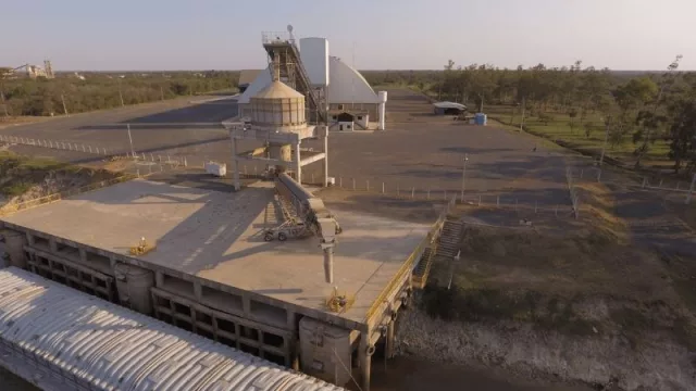 Puerto Fluvial Londrina triplicó sus operaciones este año (cerrarían el 2020 con más de 1 millón de toneladas exportadas)