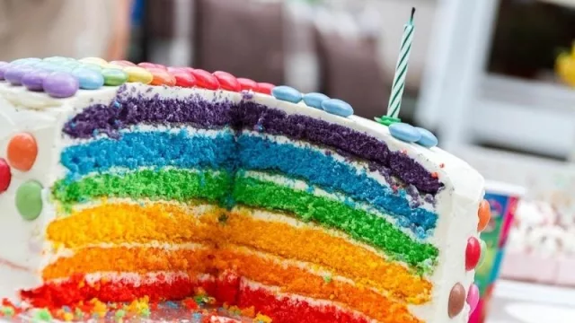 Decoración y personalización de tortas para eventos especiales (cinco imperdibles)