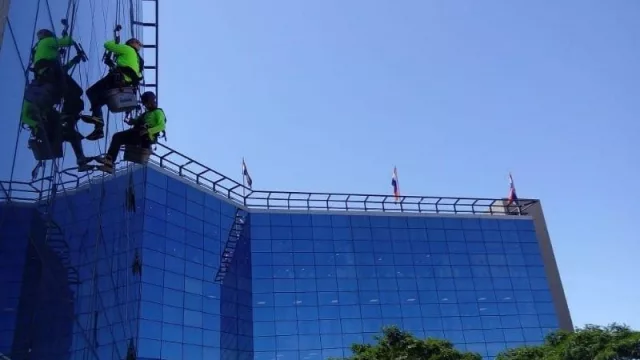 Panorama pymes: Vertical empezó haciendo negocios en las alturas y espera llegar más alto