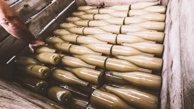 Uruguay se sube a las burbujas de los espumosos (con las tres etiquetas de Simple PetNat)