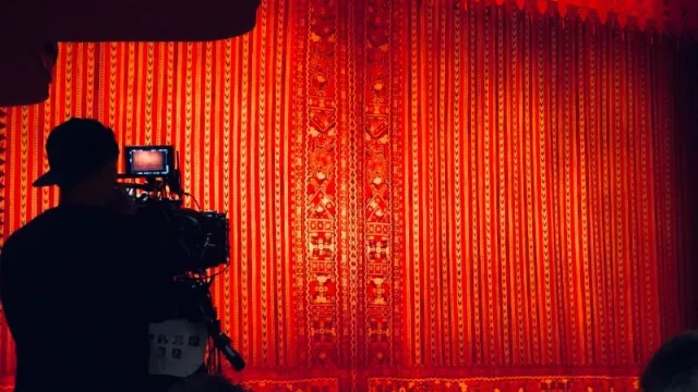 La transformación digital del teatro: monetización permanente y puestas unipersonales