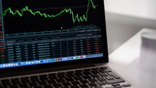 Casas de bolsa, cajas previsionales y compañías de seguro ahora tienen una opción más para invertir en el mercado bursátil