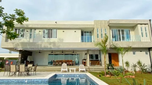 Fabricación e instalación de puertas y ventanas de aluminio en Ciudad del Este