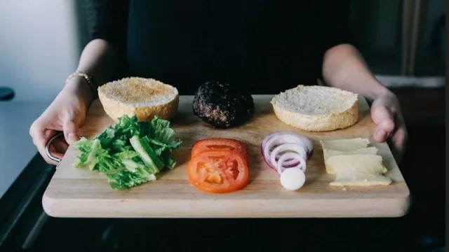 6 aplicaciones móviles que pueden servirte como guía de alimentación