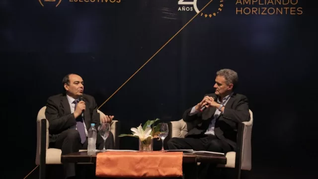 ¿Cómo le va a Paraguay en las relaciones diplomáticas y económicas con otros países?