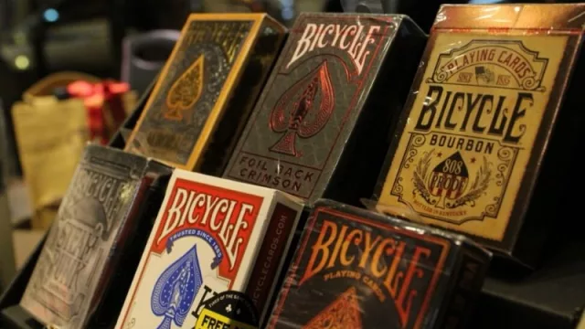 Línea número 1 de naipes de póker llega a Paraguay (un negocio de US$ 1.5 millones)