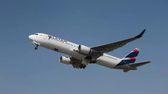 Latam Airlines Brasil lanza la ruta São Paulo - Islas Malvinas (hay una que pasa por Córdoba)
