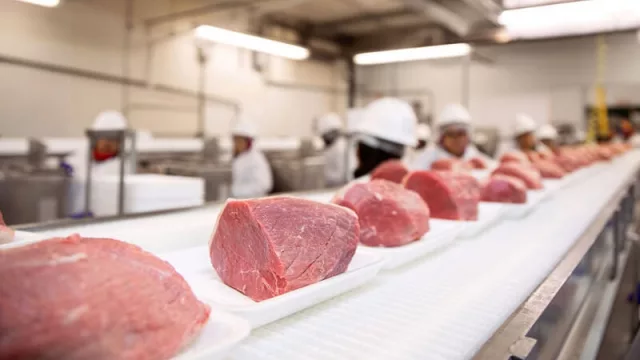 Mercado cárnico paraguayo está en jaque por estallido social en Chile