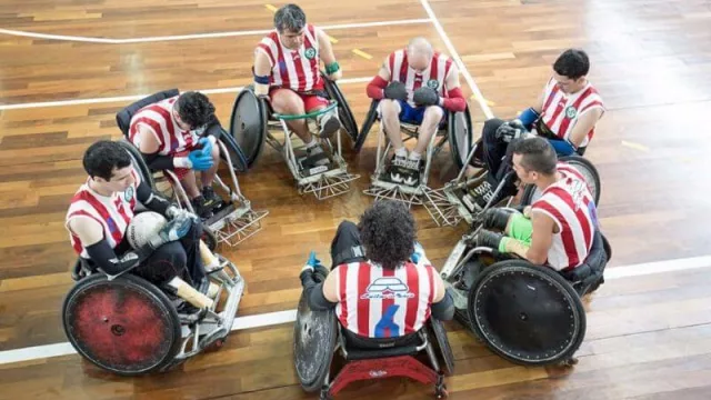Atletas de EE.UU. disputarán un partido de rugby contra el Club Yakaruedas