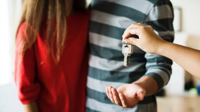 Merge: una opción integral para inmigrantes que desean radicarse en el país