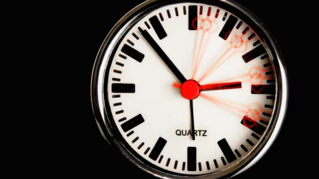 Ni un minuto menos: ¿por qué el cambio de horario ya no se justifica?