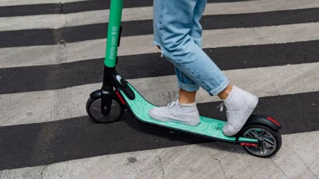 ¿Cómo se adaptan los países desarrollados a los monopatines eléctricos compartidos?